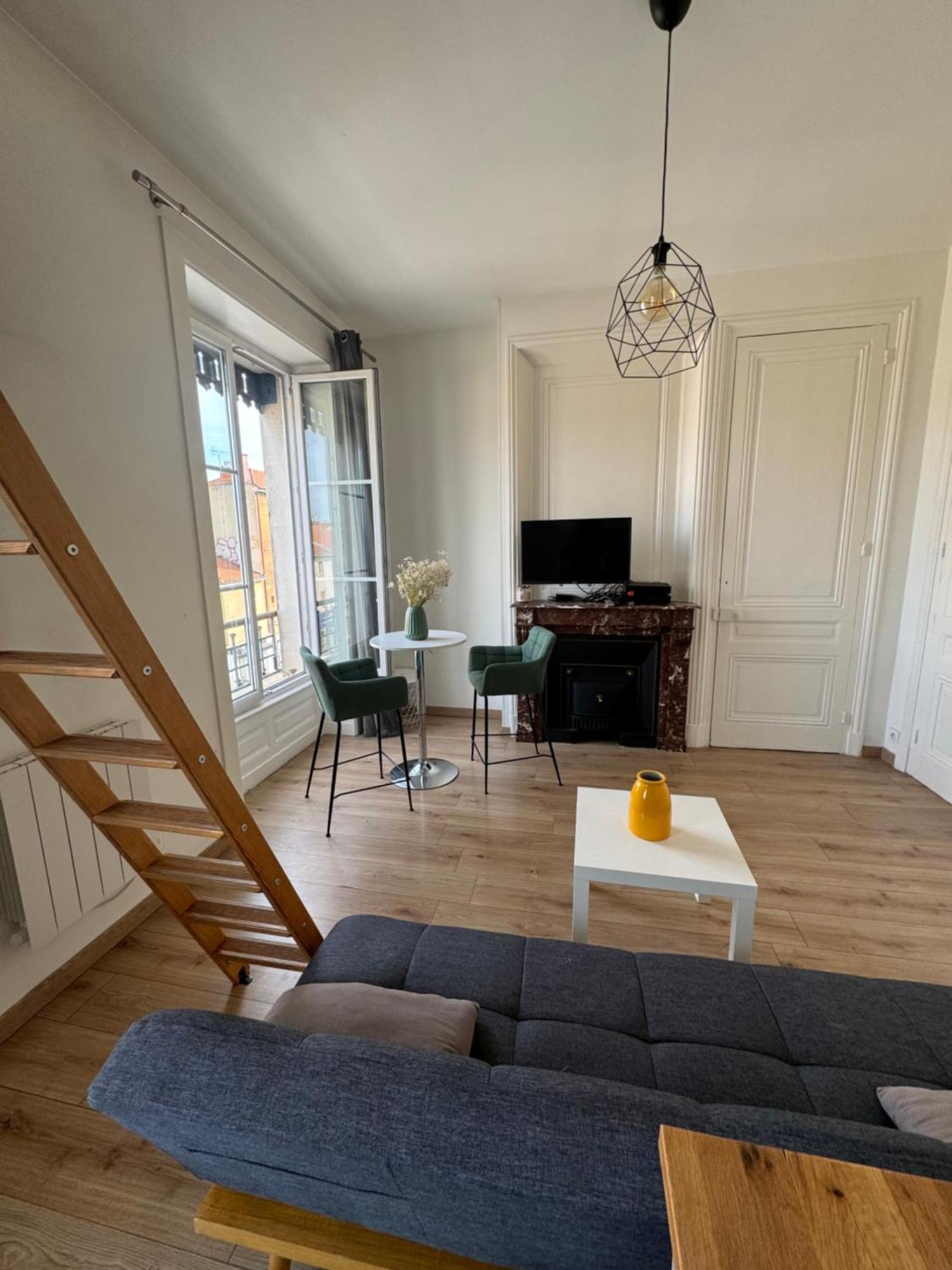 Hypercentre La Demi Lune Apartment *
